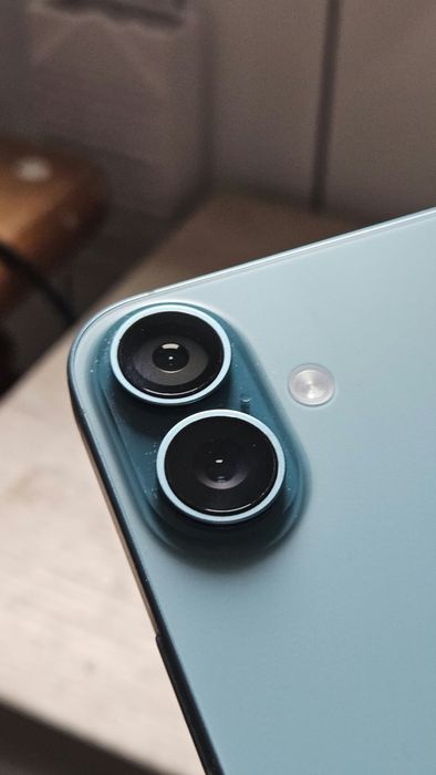 Iphone 16 plus idealny stan