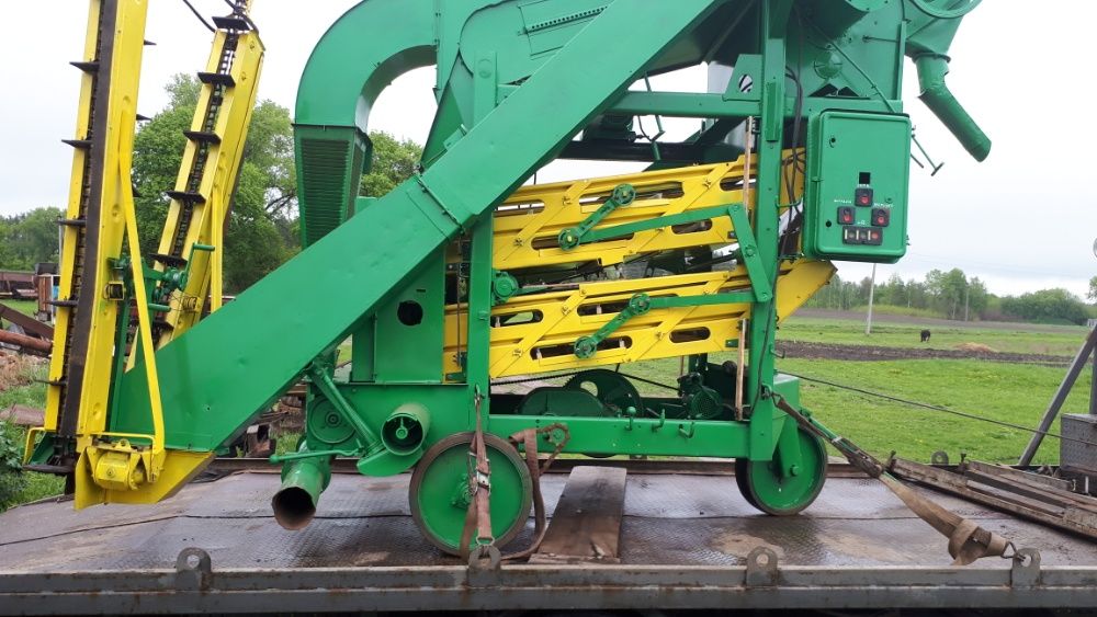 Продам овс-25,зерноочистна машина,очісник вороху,віялка.