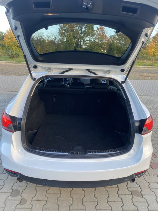 Mazda 6 2.2d 2014 Biala Perla Automat