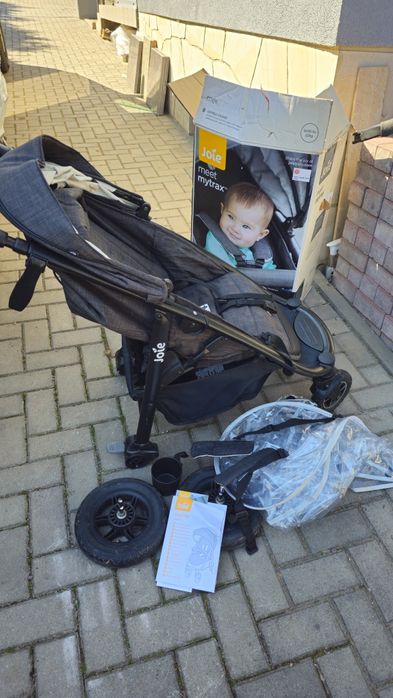 Wózek spacerowy Joie