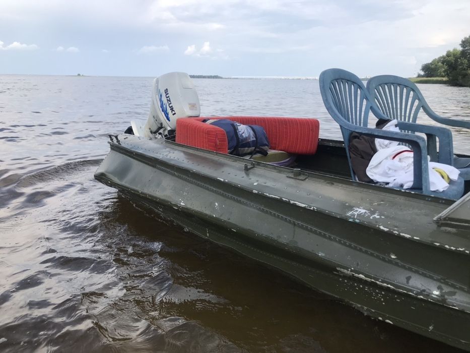 Лодка "Обь" с двигателем Suzuki 15лс