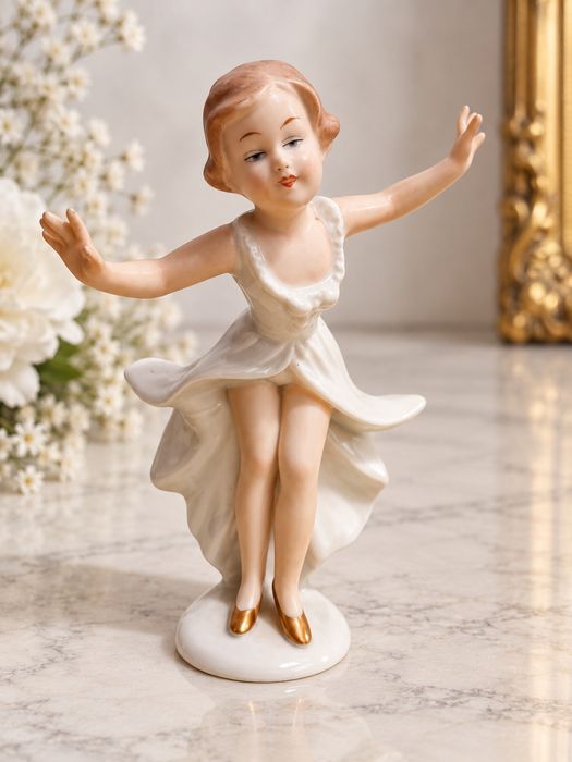 WALLENDORF  numer 1532  -Marilyn  Monroe  style -KURT STEINER - 15 CM