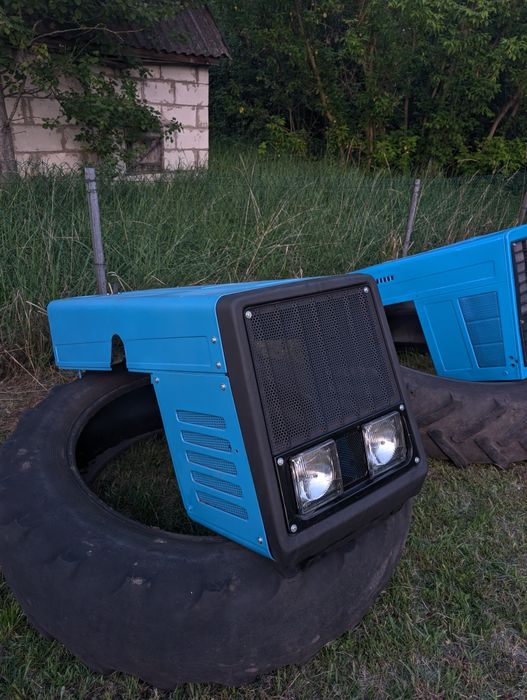 Капот/Кабіна МтЗ 50 80 82 892 МТЗ фари ліхтарі решітка Кришка капота