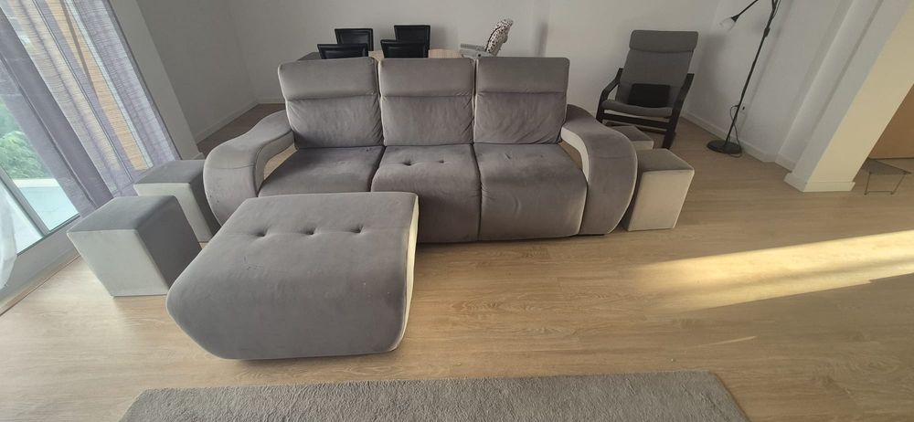 Sofá de 3 lugares + Puff Chaise Longue + 4 Banquinhos