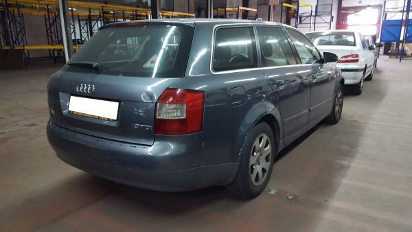 Para Peças Audi A4 (8E2, B6)