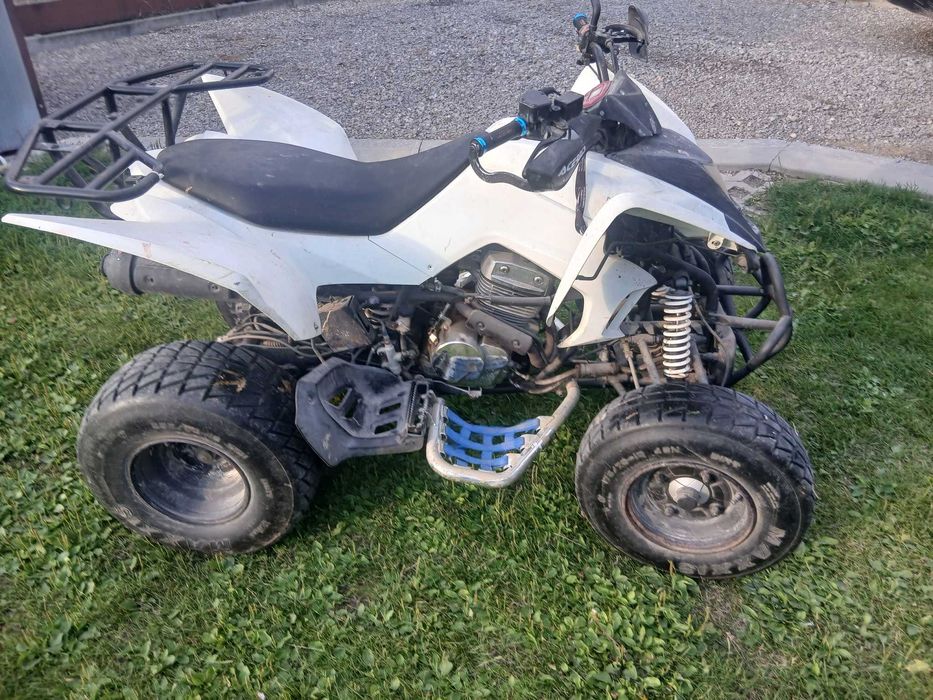 Quad Honda CPI 250 2005r.