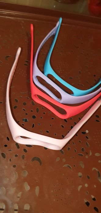 Браслеты ремешки  для mi nand 4