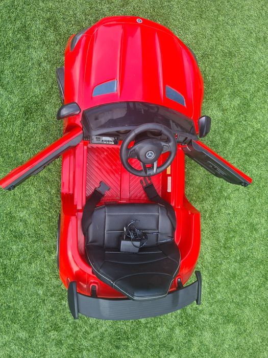 Mercedes AMG criança