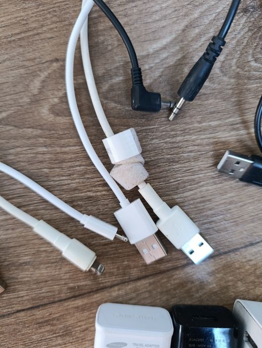 Кабелі блоки зарядки Baseus new sciense Xiaomi SATA