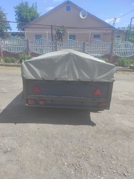 Причіп двовісний