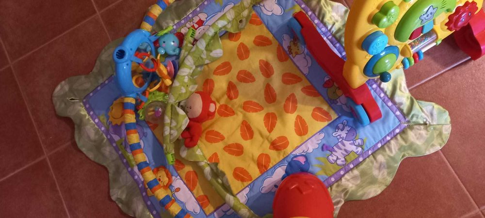 Conjunto de brinquedos para bebé