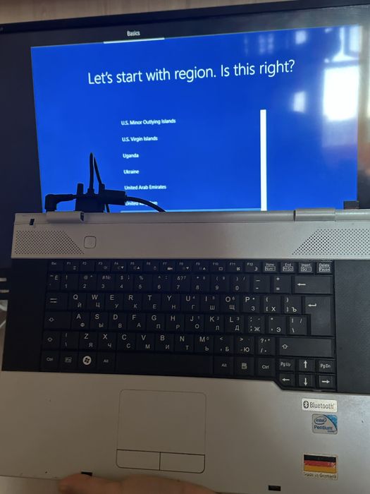 Ноутбук Fujitsu Siemens Esprimo V6545