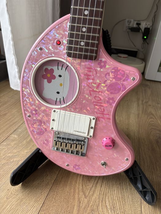 Unikat! Gitara Fernandes ZO-3 Hello Kitty – Full Set z pokrowcem i papierami