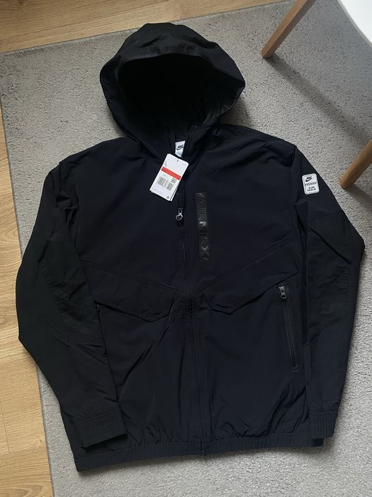 Куртка Nike Air Max Woven Jacket L  Jakna tech tn black IF0849-010 big logo
