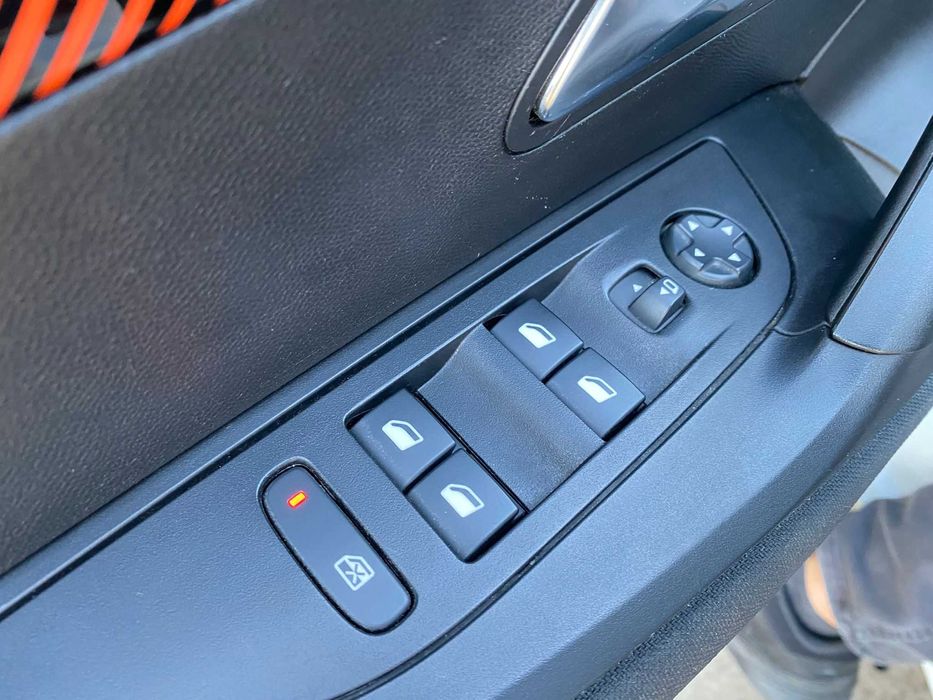 Peugeot 2008 1.2cc Active Pack