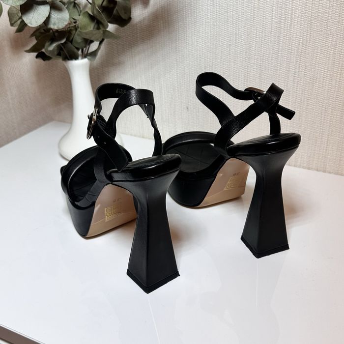 Босоніжки жіночі WitMooni 36р