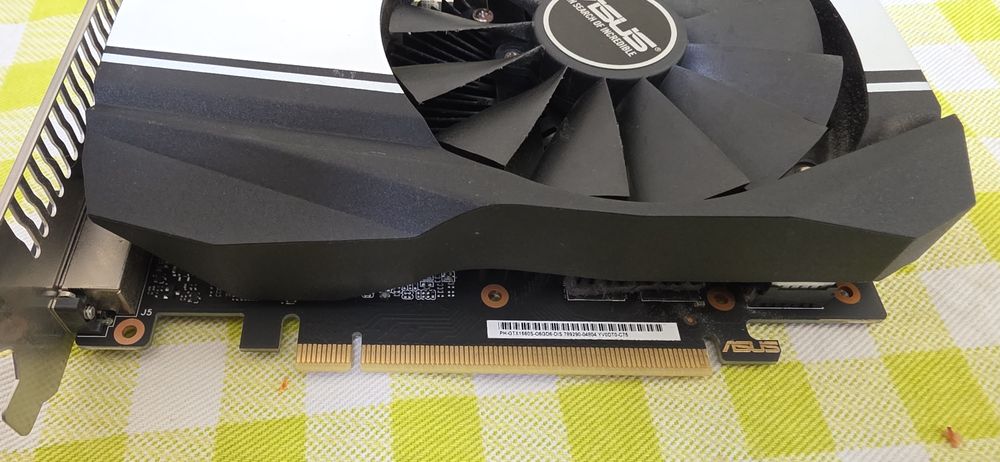 Placa gráfica GTX 1660 SUPER