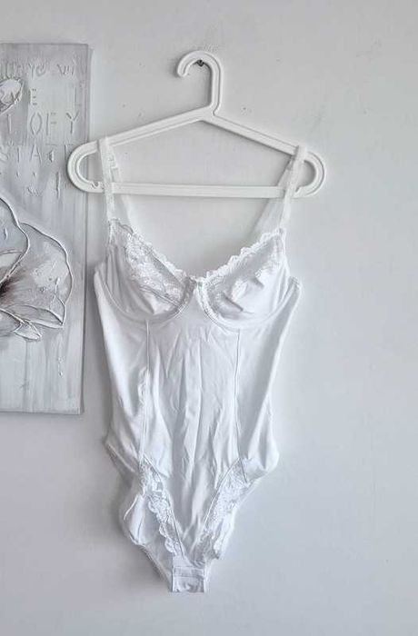 JOLINESSE damskie body z fiszbinami białe z koronką sexi 85 C LIDL