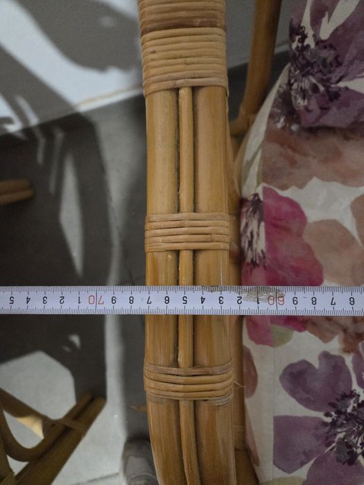 Fotel rattanowy w kwiaty krzesło rattanowe