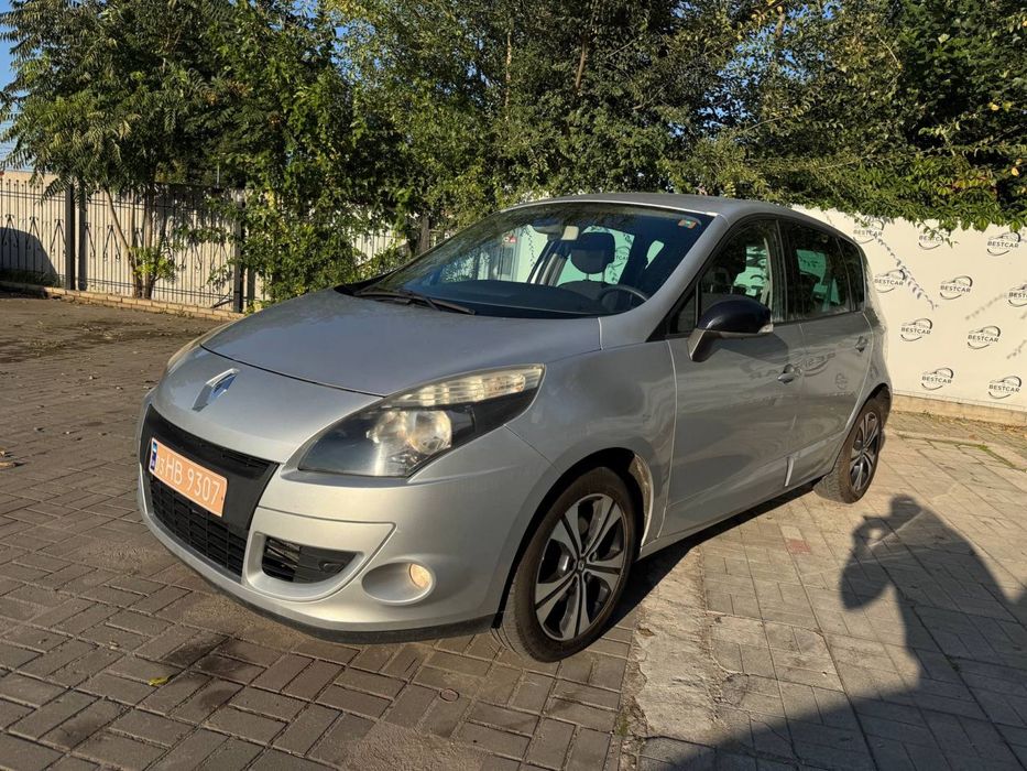Продам Renault Scenic 2011г. 1.6 дизель, свежепригнан. Обмен, Лизинг