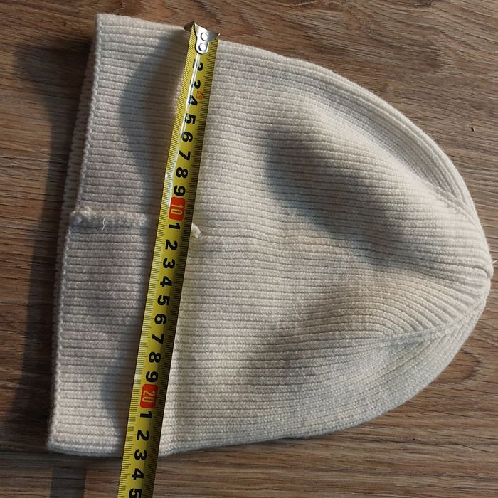 Nowa czapka wywijana Wolczanka, wełna merino