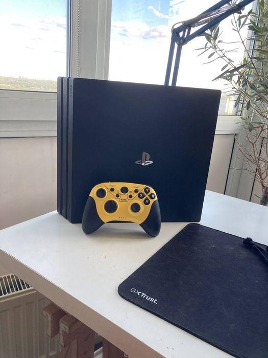 Ps 4 pro в нормальном состоянии только нужна чистка