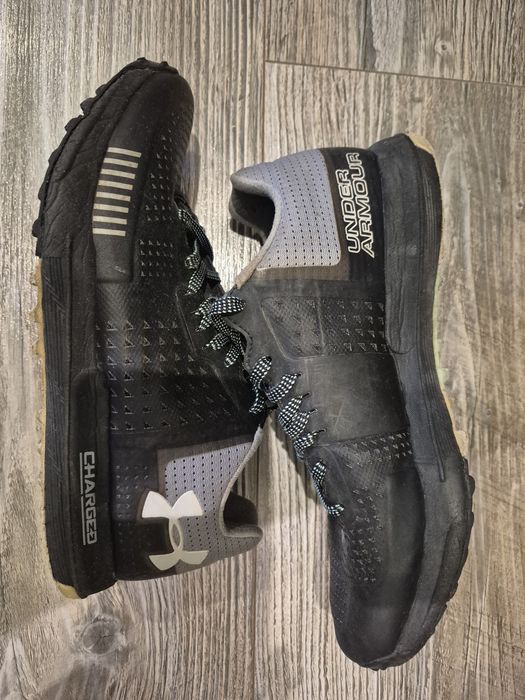 Кросівки under Armour 40