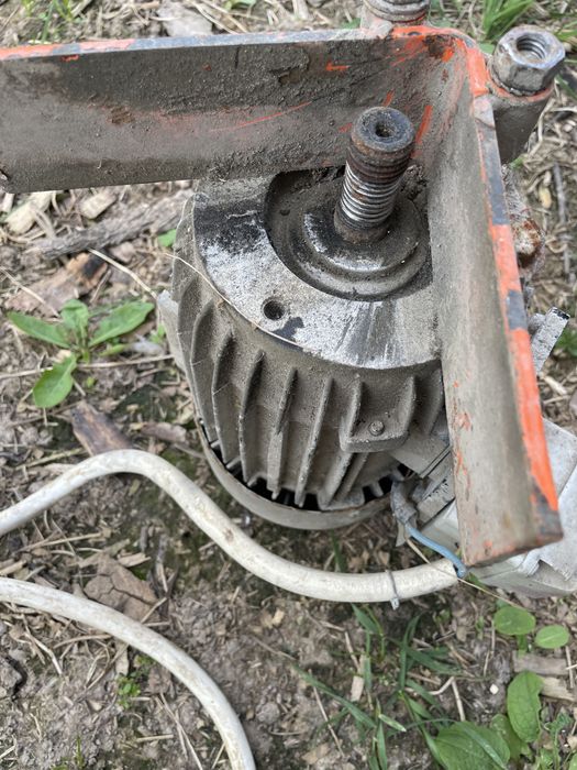 Silnik 1.1 do betoniarki bella