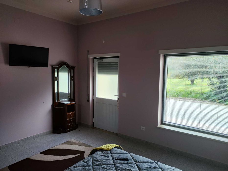 T0 (Estúdio) Mobilado Remodelado Louriçal-Pombal (Apenas chamadas)