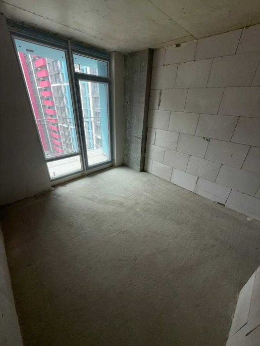 Продаж квартири в ЖК SKYGARDEN з балконом !