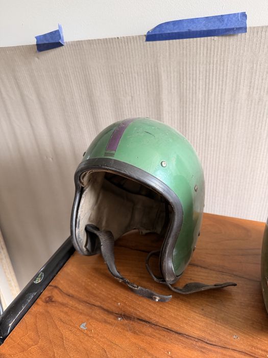 Zabytkowy kask motocyklowy "orzeszek" PRL romet motorynka