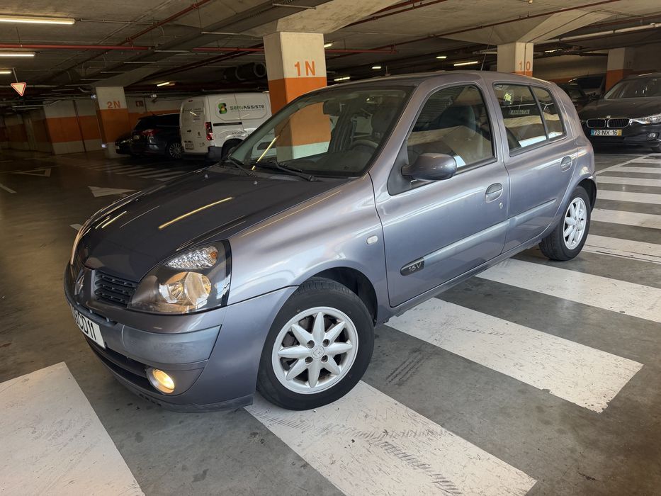 Renault Clio 1.2 16V SE Storia