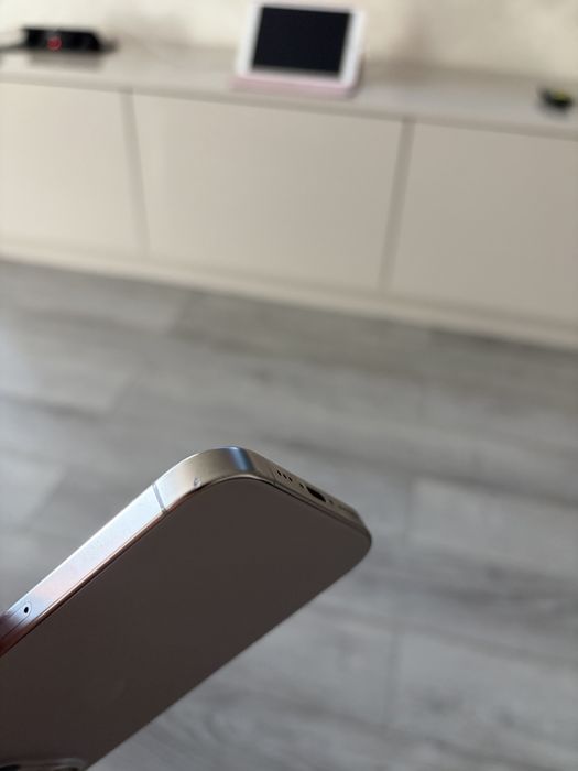 iPhone 16 pro 128