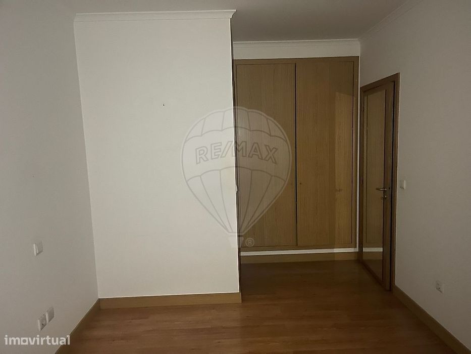 Apartamento T2 para venda — Caldas De São Jorge E Pigeiros, Aveiro