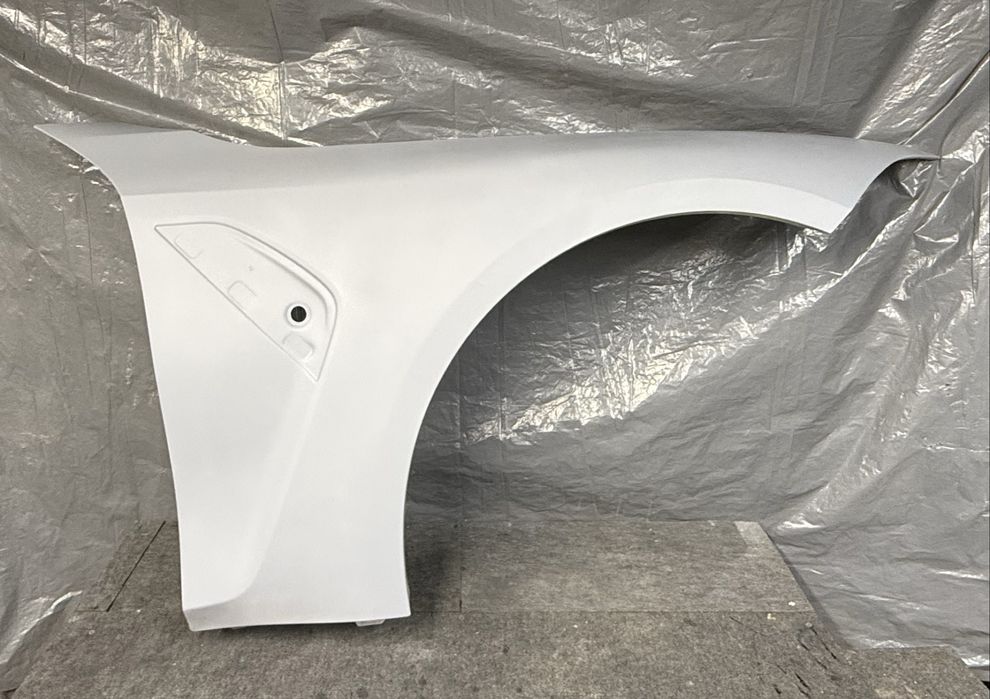 Błotnik prawy BMW M3 M4 G80G81G82G83 OEM