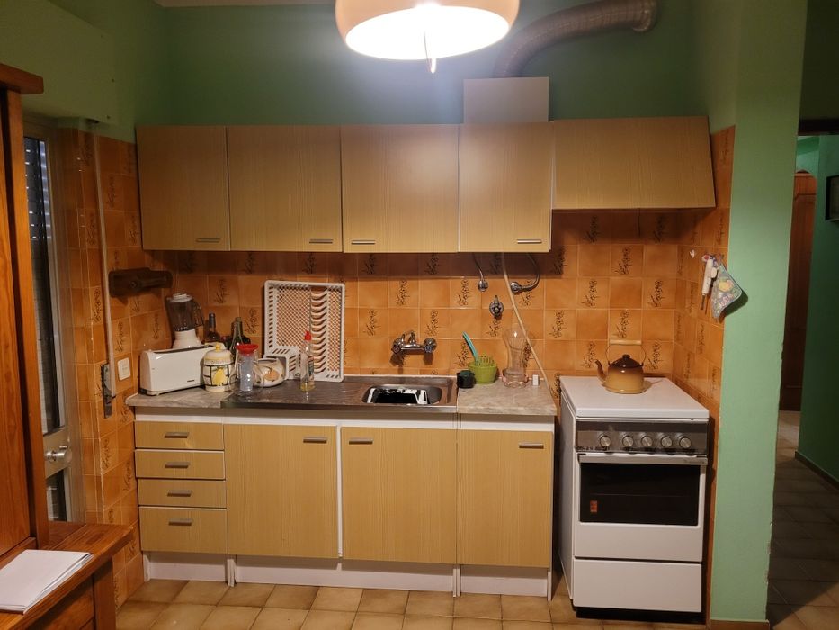 Montagem de cozinhas e Carpinteria Ligeira.  Deutsch, Italiano, Españo