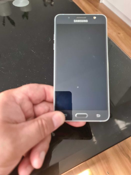 Samsung j5 2016 dual sim