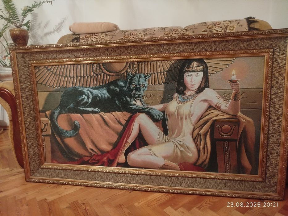 Гобелен з клеопатрою і пантерою