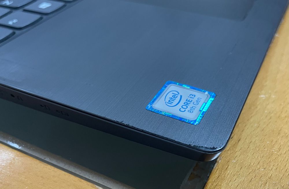 Lenovo Thinkpad V330-15IKB