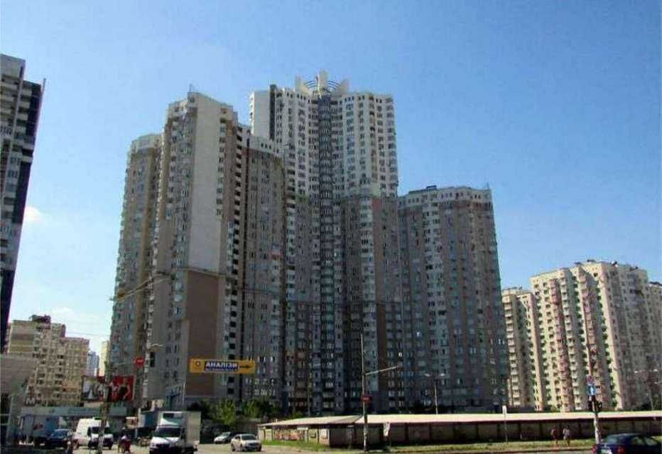 Без % Продаж 3к квартири, вул. Срібнокільська 1