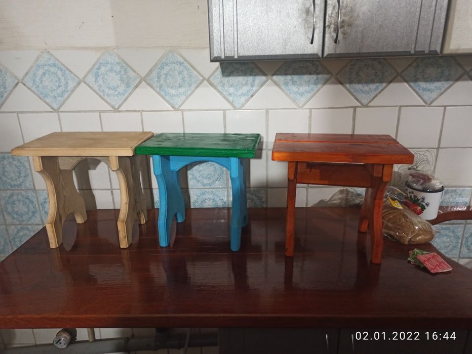 Продам табурет стулья