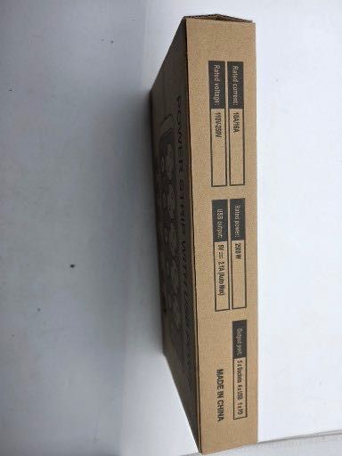 Llistwa zasilająca z portami USB.