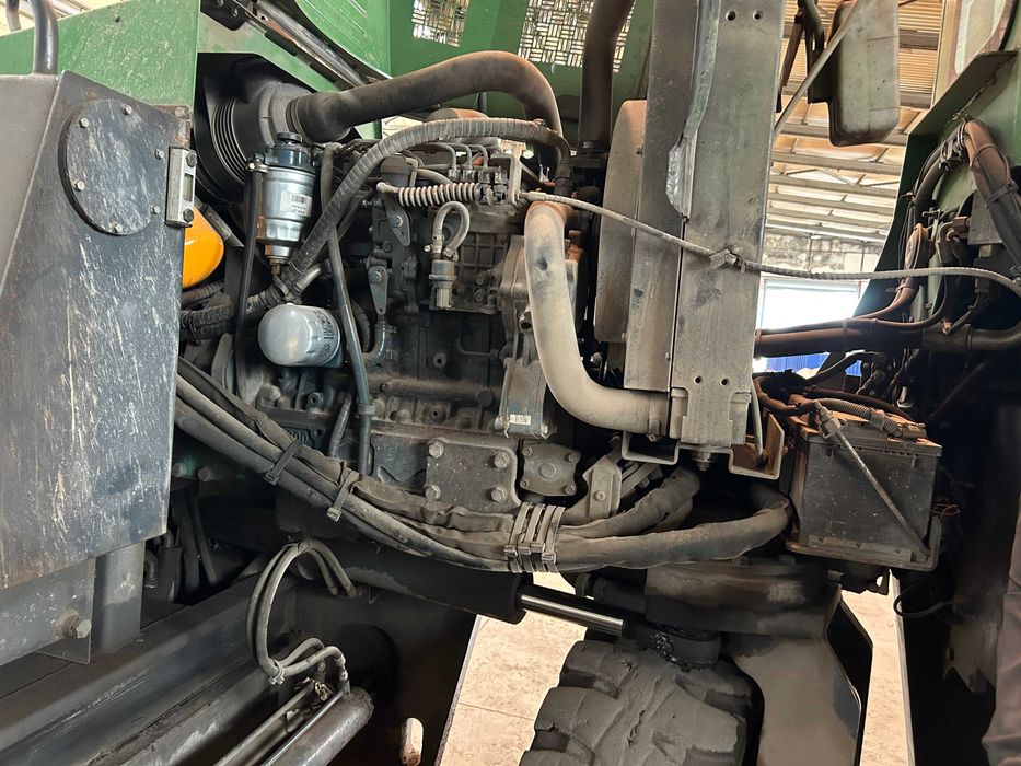 Wózek widłowy COMBILIFT C8000