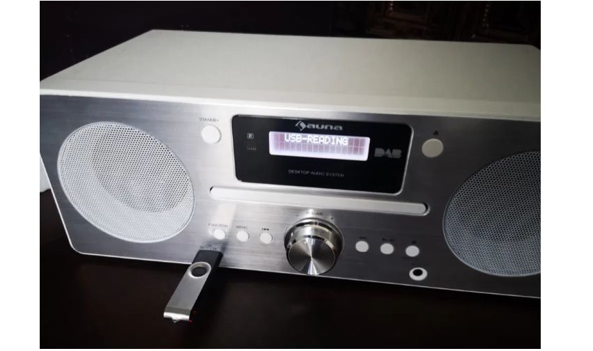 Проигрыватель Активная колонка Auna Harvard .30 Вт.USB ,BT.Звук супер