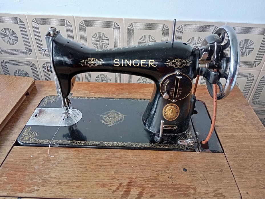Máquina costura Singer