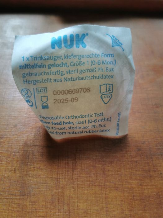 Smoczki nuk 0-6 sztuka