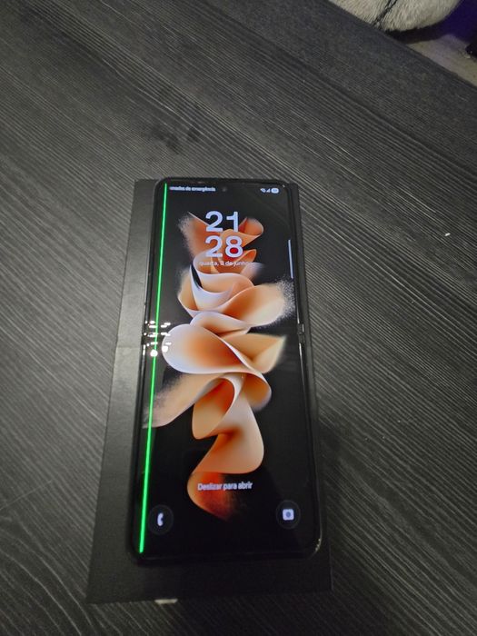Samsung Galaxy Z Flip 3