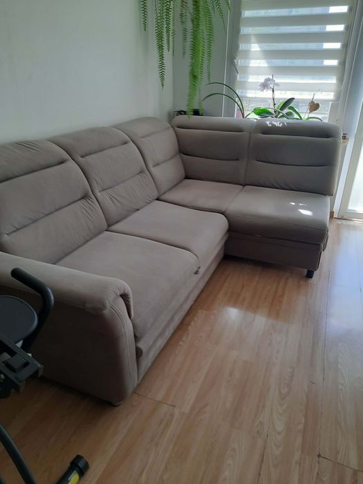 Narożnik duży plus duża pufa