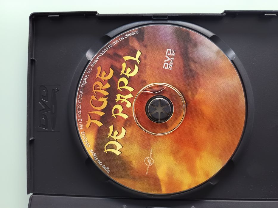 DVD tigre de papel