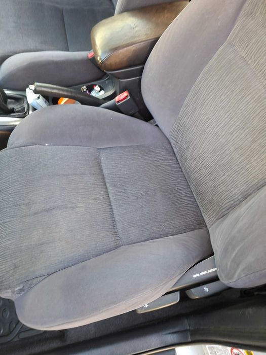 Vendo toyota corola 1400vvti  a gasolina